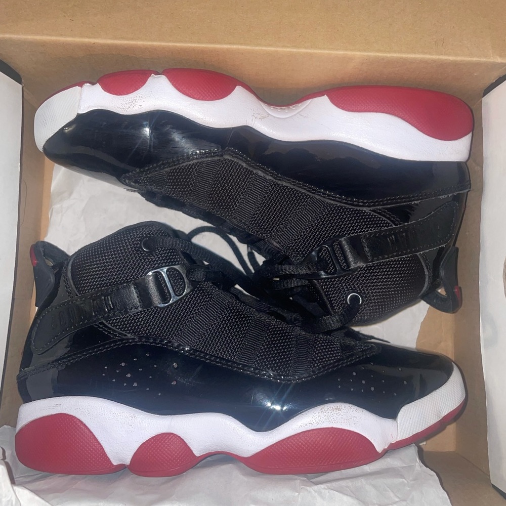 Nike Jordan’s 6 rings red & black.